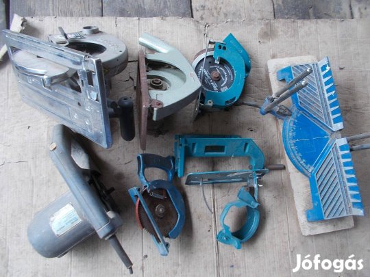 Eladó a képen látható kis gép tartozék csomag