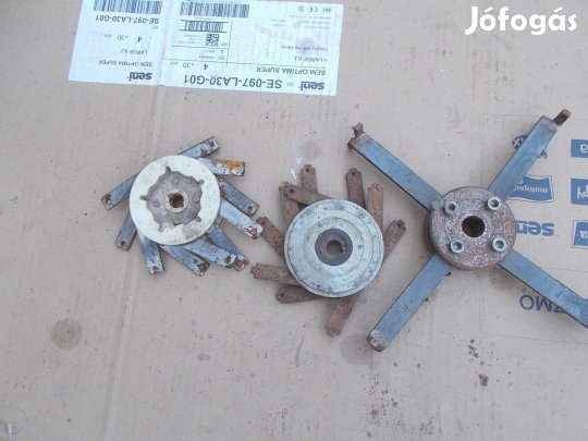 Eladó a képen látható kukorica daráló kalapács csomag