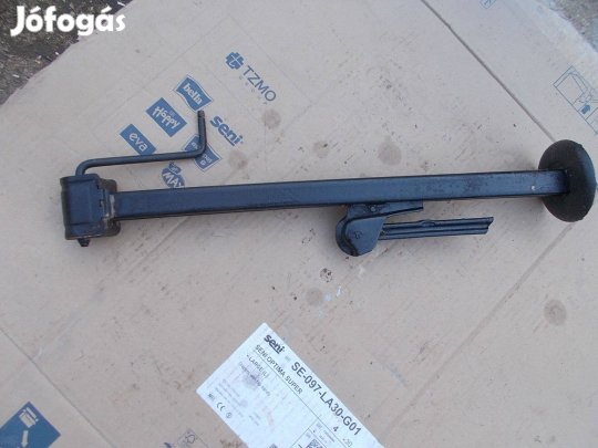 Eladó a képen látható lada emelő 2 számú