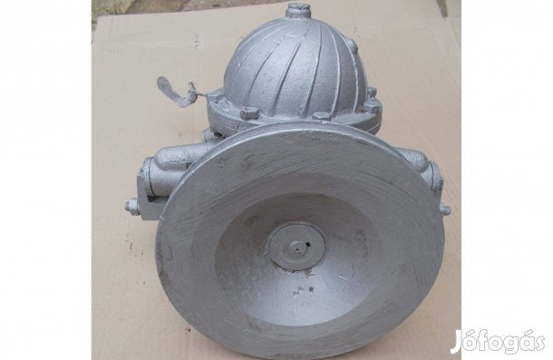 Eladó a képen látható membrános permetező szivattyú