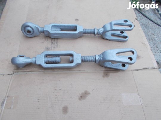 Eladó a képen látható mezőgazdasági géphez művelőeszköz fűggesztő