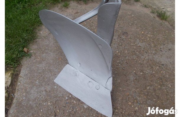 Eladó a képen látható régi lovas eke fej jó állapotban 2 számú