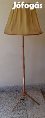 Eladó a képen látható retro működő állólámpa