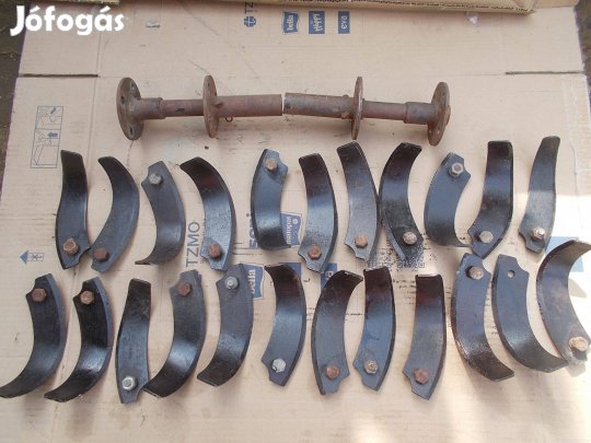 Eladó a képen látható rota kapához kapa tartozék csomag