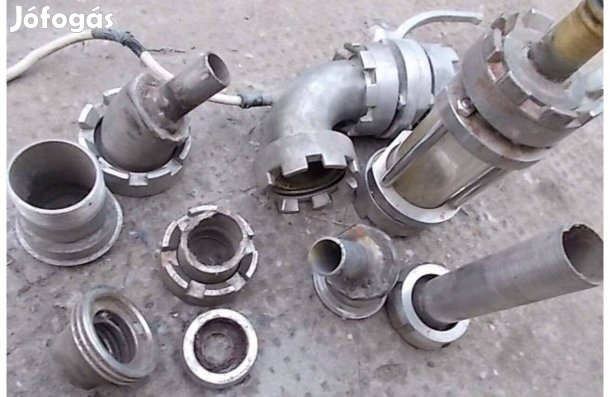 Eladó a képen látható rozsda mentes csap és csatlakozó csomag