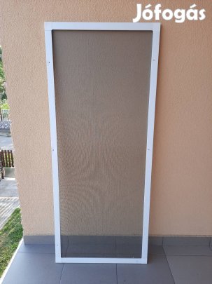 Eladó a képen látható szúnyogháló műanyag kerettel!