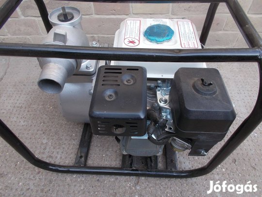 Eladó a képen látható új benzines víz szivattyú