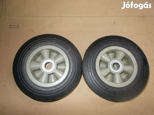 Eladó a képen látható új tömör gumis kerék párban 3 számú