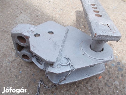 Eladó a képen látható vonó fej csapszeggel