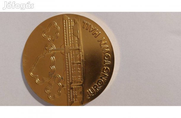 Eladó a szingapuri iparosítási múzeum átadási emlékérme