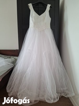 Eladó abroncsos menyasszonyi ruha