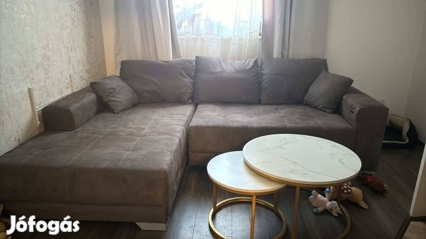 Eladó ágyazható kanapé