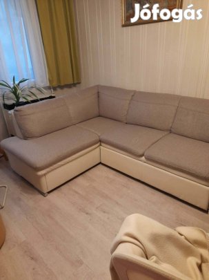 Eladó ágyazható sarok ülőgarnitúra