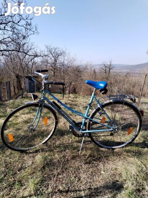 Eladó alig használt hercules női kerékpár kiss hibával