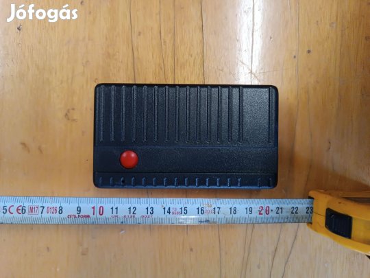 Eladó alkatrésznek tárvirányító