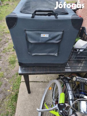 Eladó állat szállító 