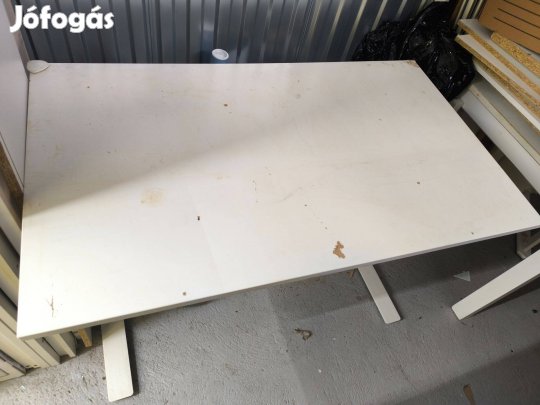 Eladó állítható magasságú IKEA íróasztal