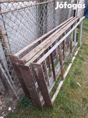 Eladó állvány, kőműves állvány