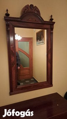 Eladó antik előszobabútor