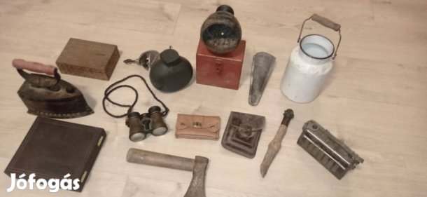 Eladó antik régiségek távcső vasaló fa doboz vasutas lámpa porcelán