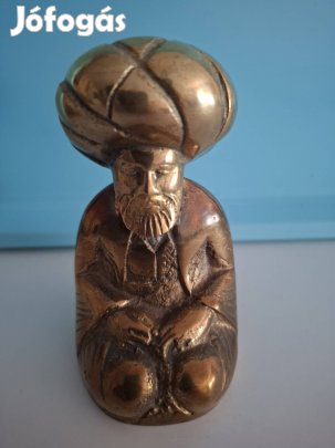 Eladó antik ülő réz basa.