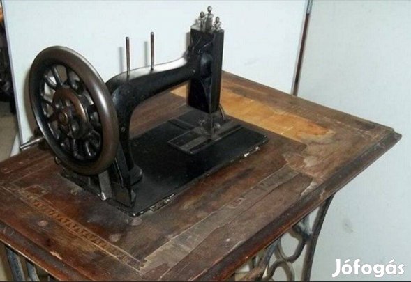 Eladó antik varrógép