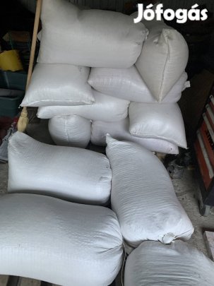 Eladó arpa felzsákolva 