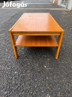 Eladó asztal!