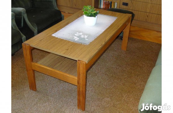 Eladó asztal dohányzóasztal