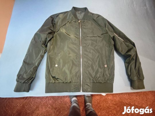 Eladó átmeneti kabát