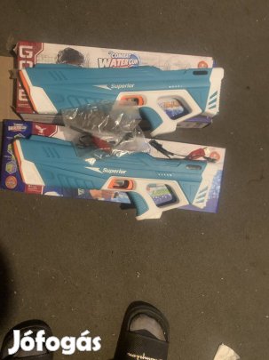 Eladó autómata vízipisztolyt