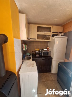 Eladó azonnal költözhető lakható zártkert Kaposváron!