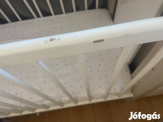 Eladó babaágy