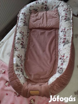 Eladó babafészek