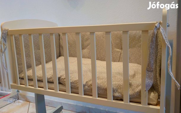 Eladó babaöböl minden kiegészítővel + ajándék babafészek