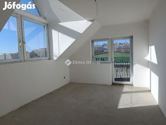 Eladó befejezésre váró, 7 szobás ház, Gyöngyös