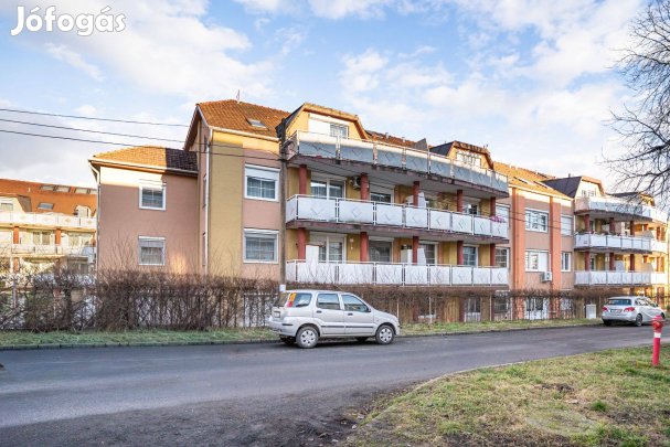 Eladó belvárosi lakás a Dorottya lakóparkban!