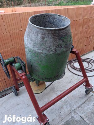 Eladó betonkeverő