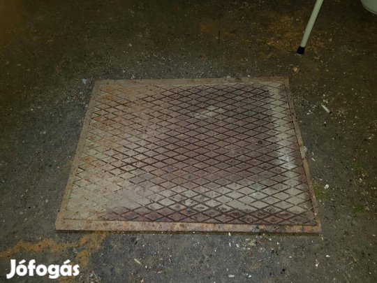 Eladó bontott vízóra fedél tokkal