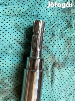 Eladó bordás tengely