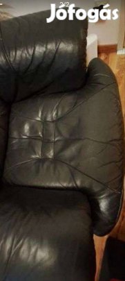 Eladó bőrfotel 