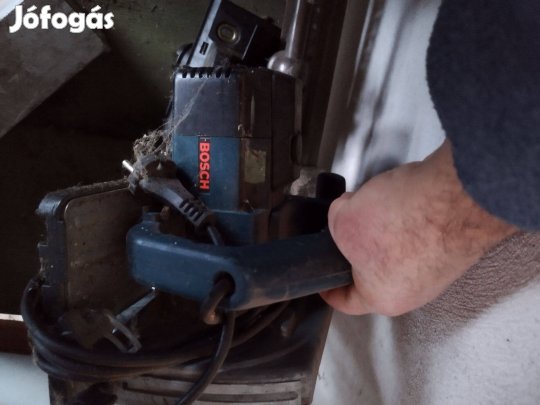 Eladó bosch kézi körfűrész