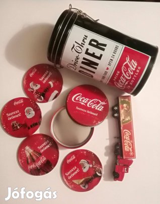 Eladó coca-cola felirattal: poháralátét, tároló doboz, kamion
