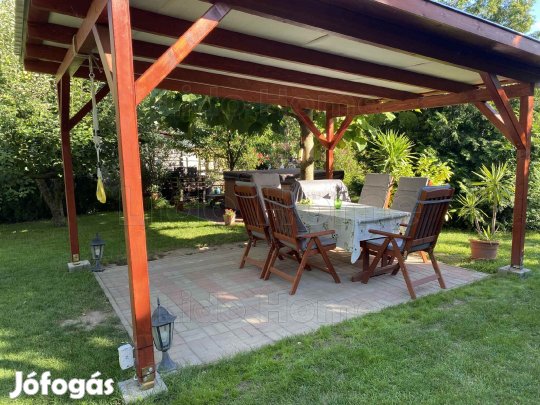 Eladó családi ház Balatonkenesén!