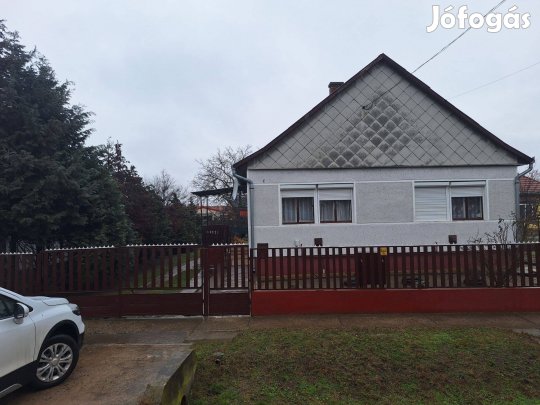 Eladó családi ház Berettyóújfaluban!