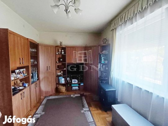 Eladó családi ház Budapest XVII. kerület, Oszlop utca