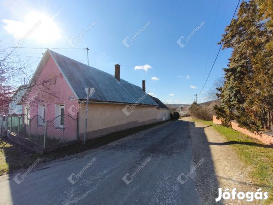 Eladó családi ház Csákváron