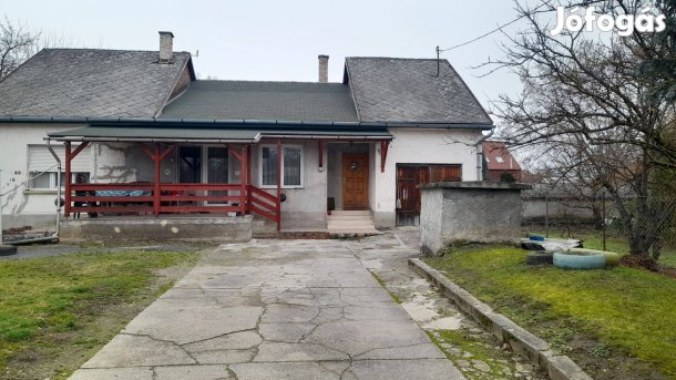 Eladó családi ház Encsen