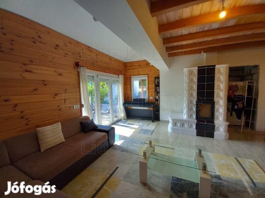 Eladó családi ház Felsőnyéken
