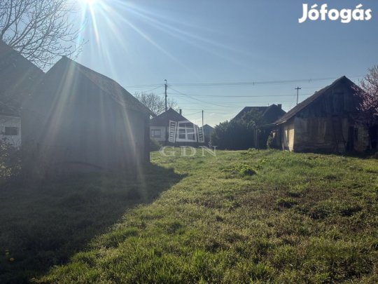 Eladó családi ház Gellénháza, Ház nagy területtel, olcsón!